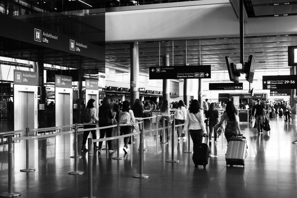 인천공항 중국인 '집단 새치기' 이달 5차례…안내 직원까지 부상